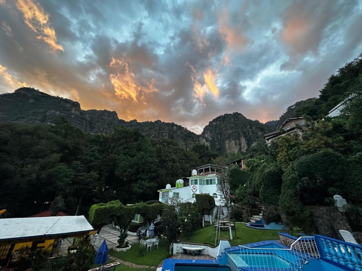 Bungalows Andrea Tepoztlán Esterno foto