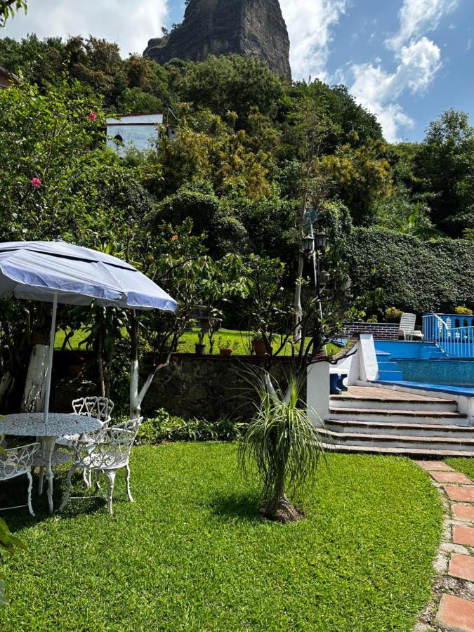 Bungalows Andrea Tepoztlán Esterno foto